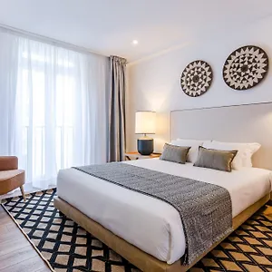 morais-soares-131.hotels-lisbon-portugal.com/